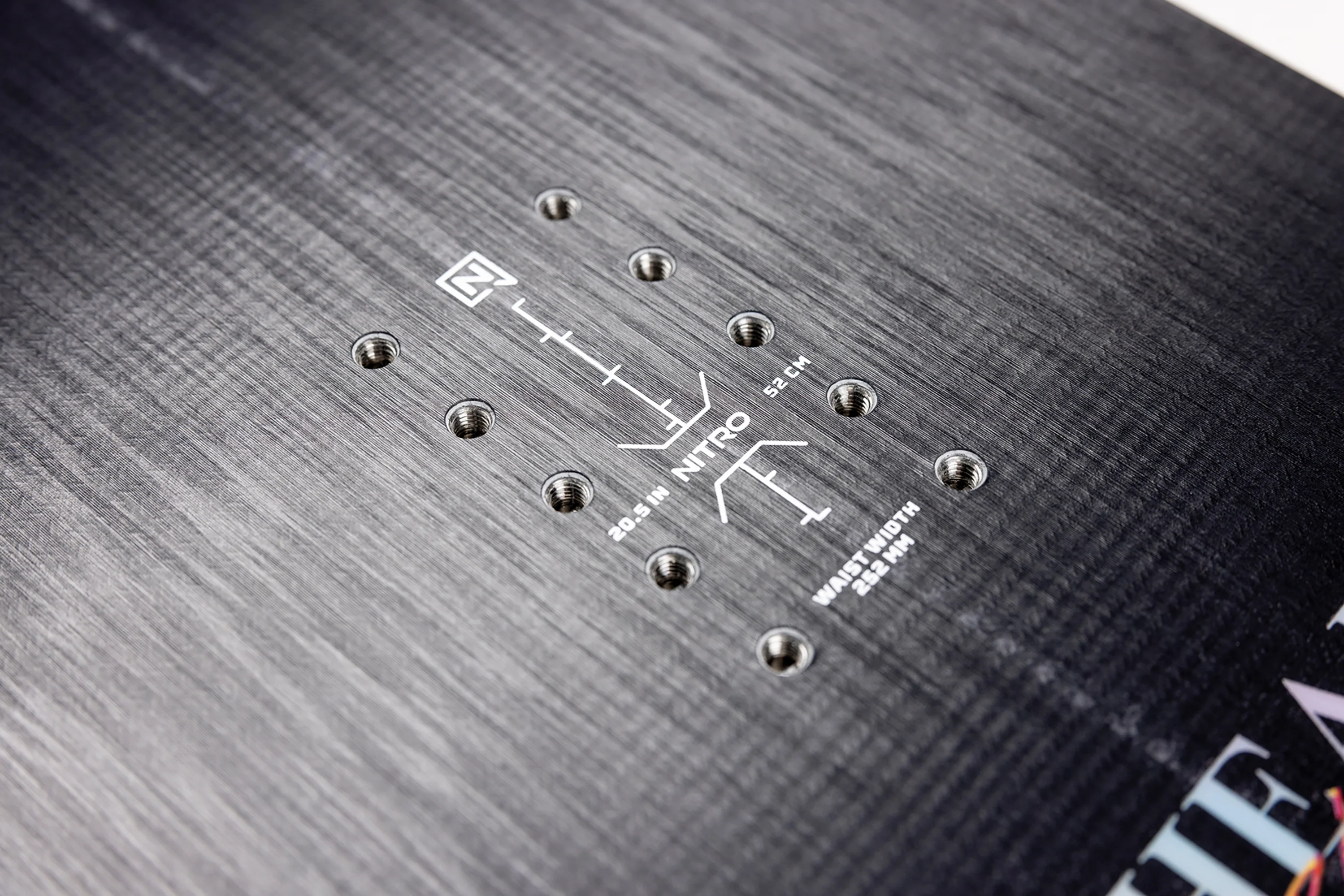 Nitro Cheap Thrills Wide Snowboard - Image 5