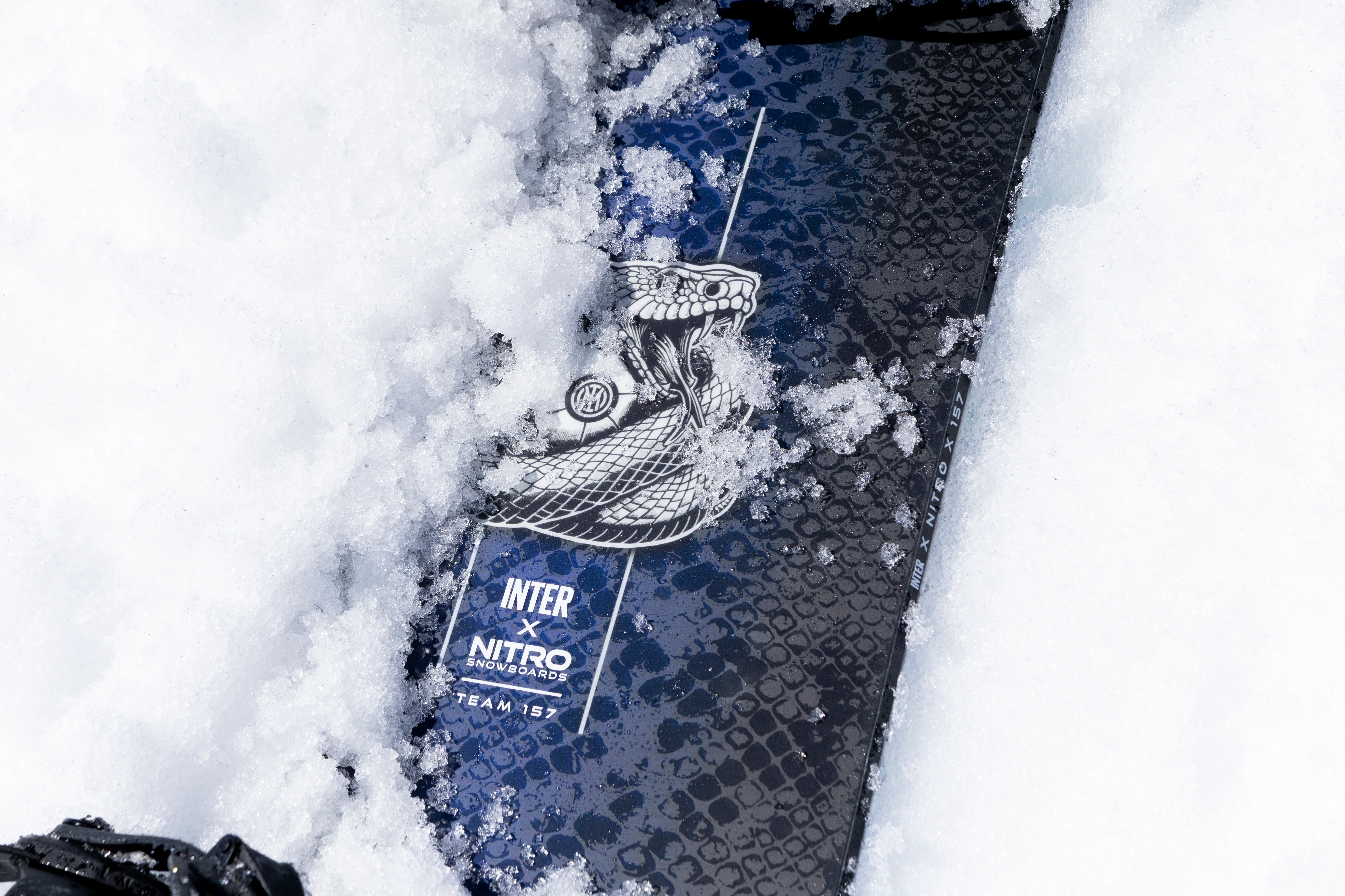 Nitro x Inter Snowboard - Image 2