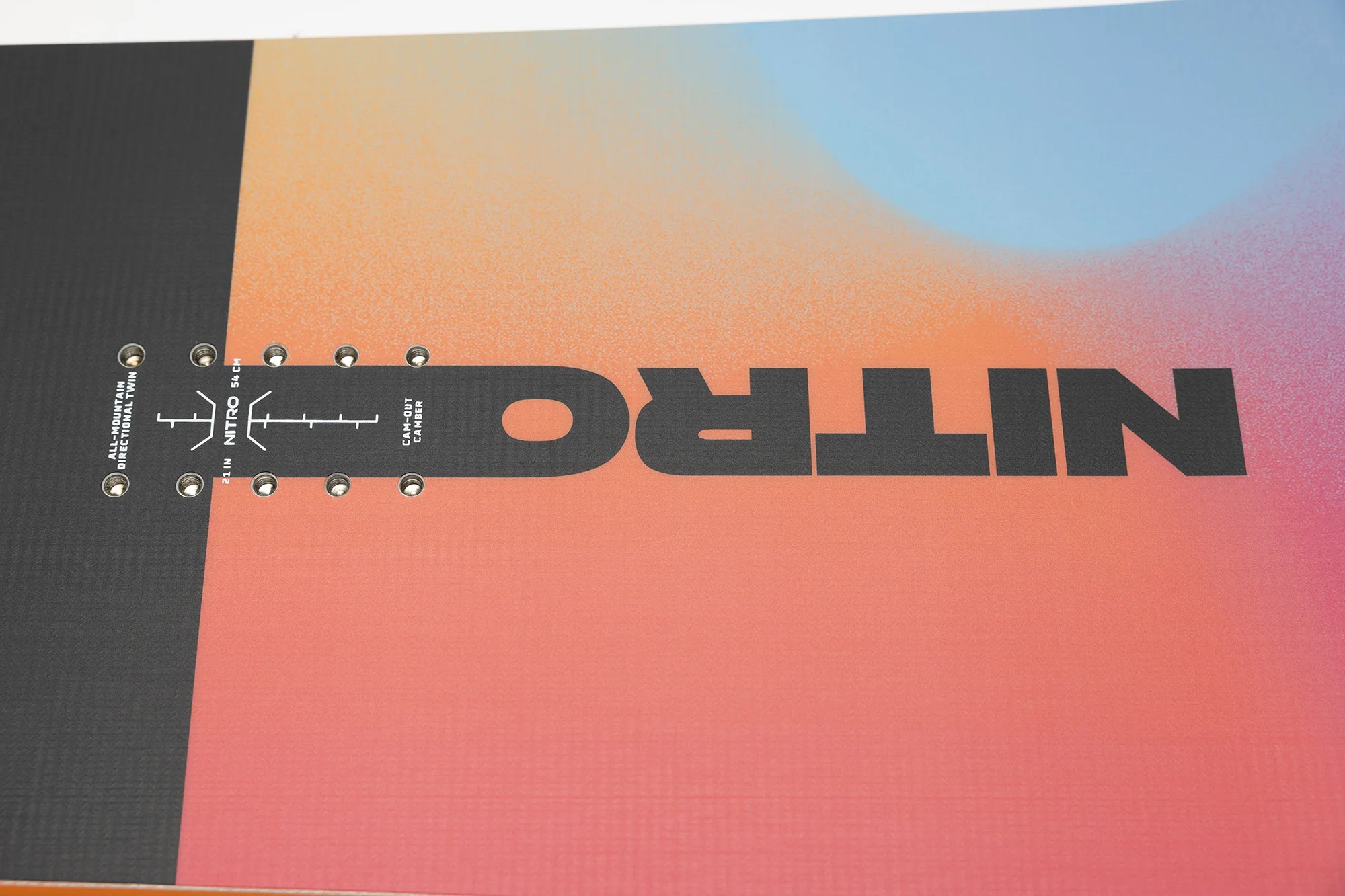 Nitro Prime Chroma Cam-Out w. Snowboard - Image 8