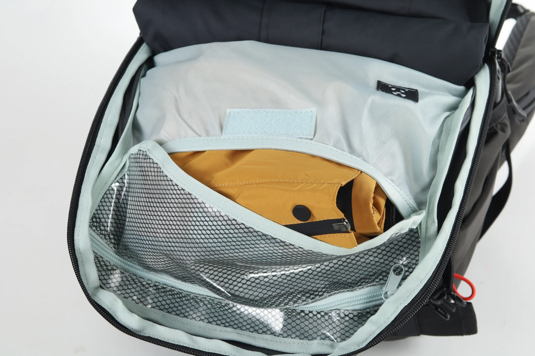 Slash 25 Pro Backpack - Image 11