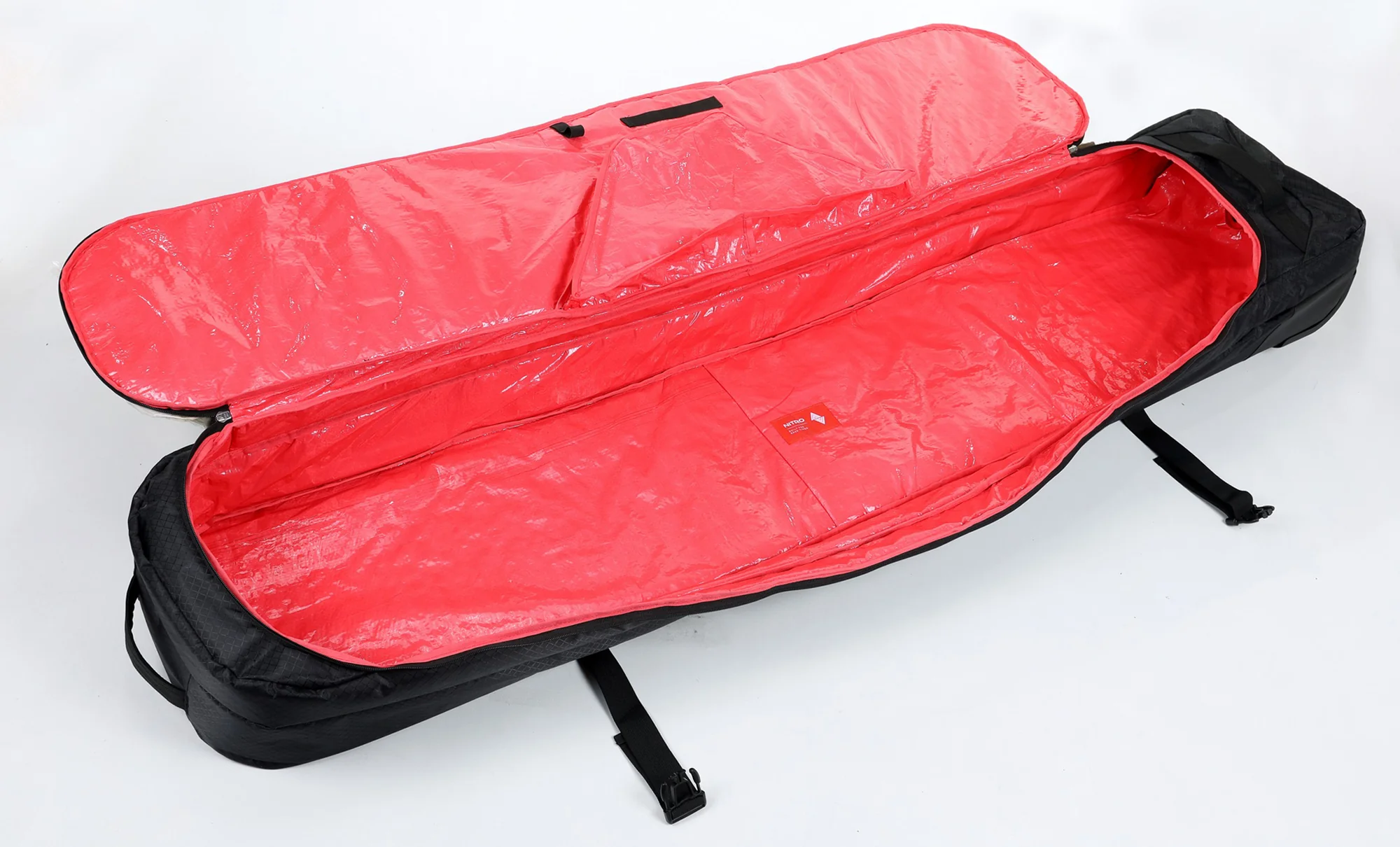Tracker Wheelie Board Bag - Image 14