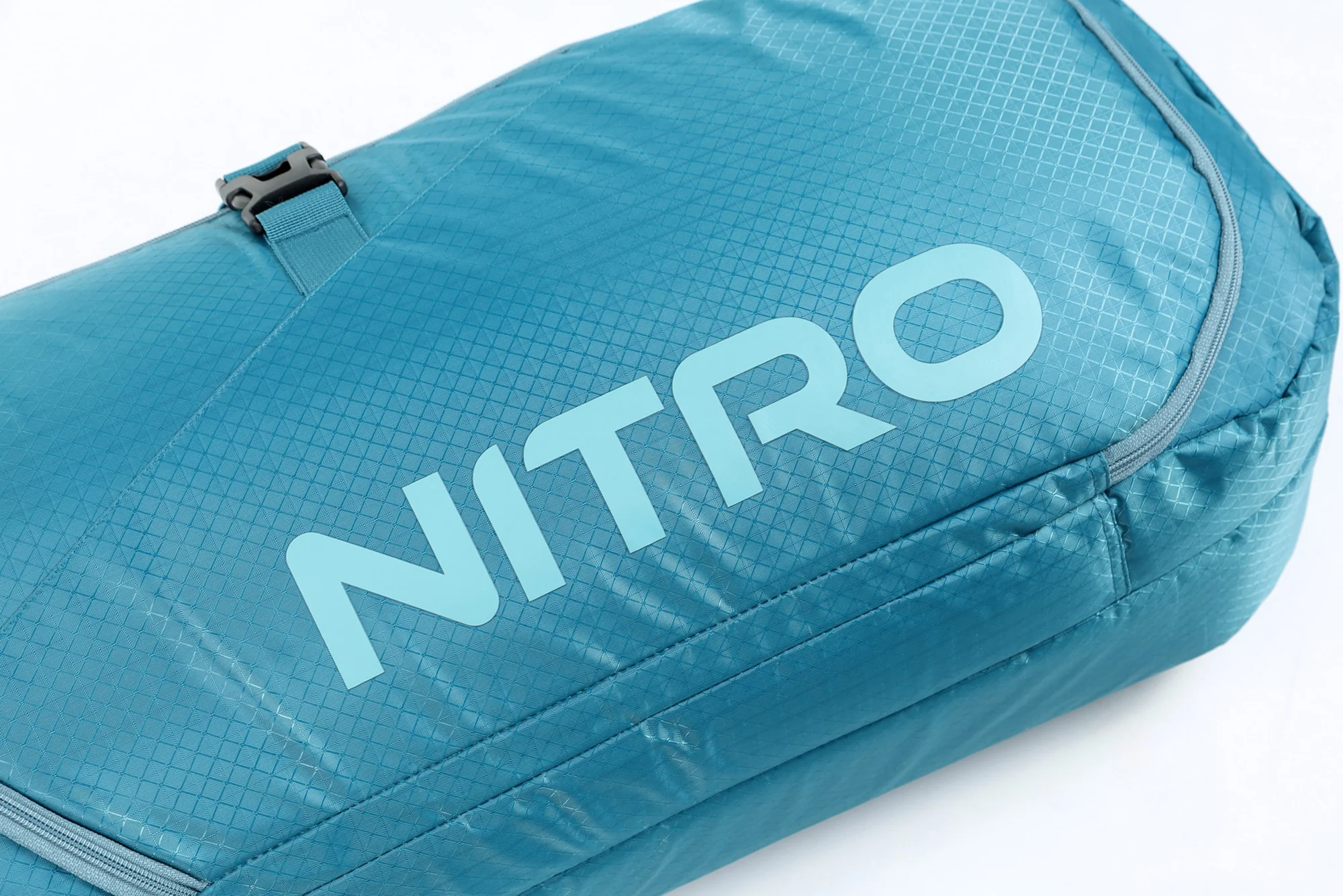 Tracker Wheelie Board Bag - Image 25