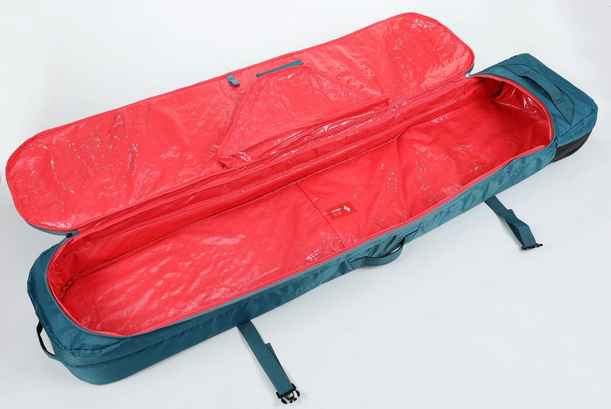 Tracker Wheelie Board Bag - Image 29